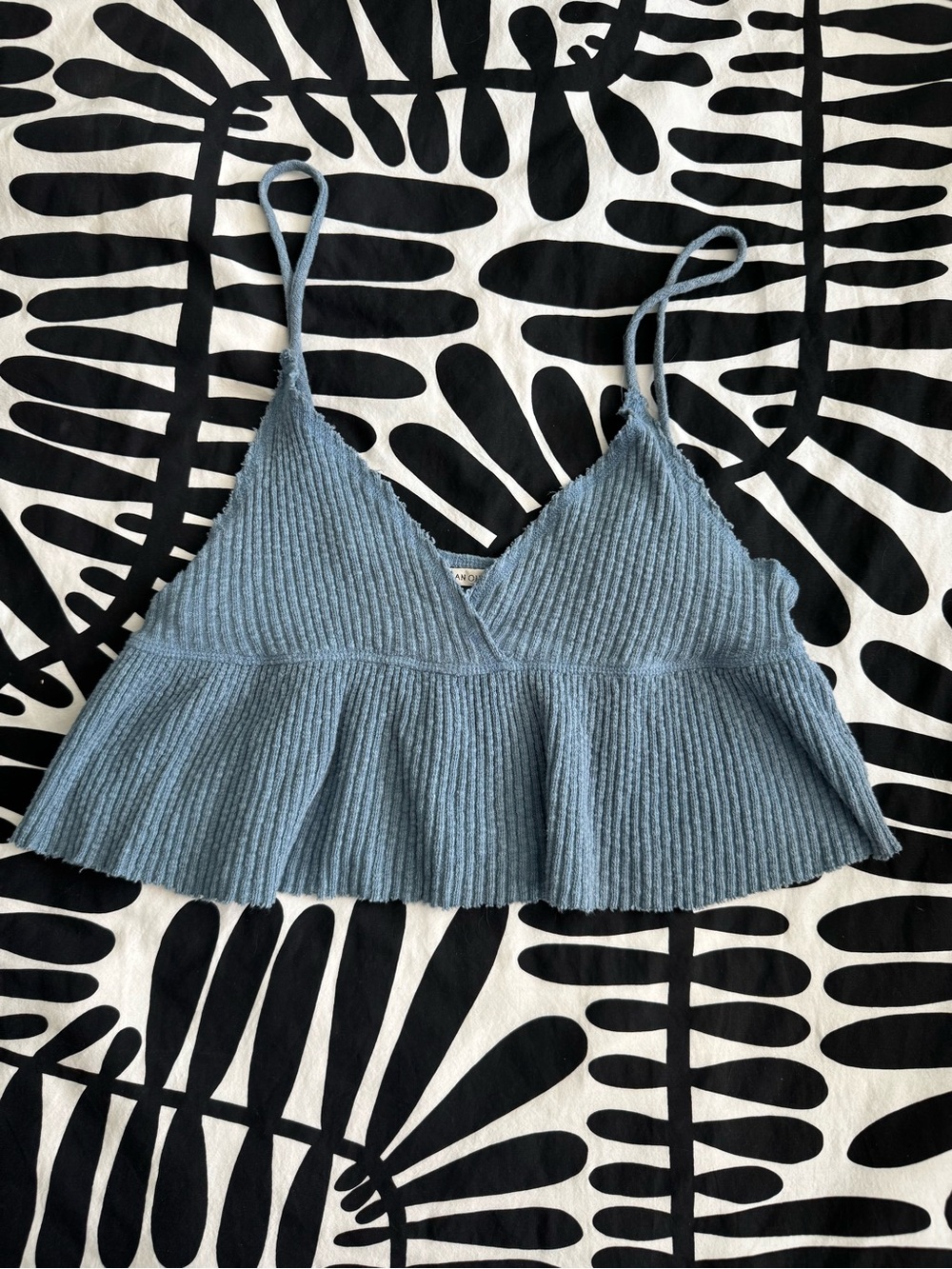 UO Ashlyn Textured Cropped Tank Top